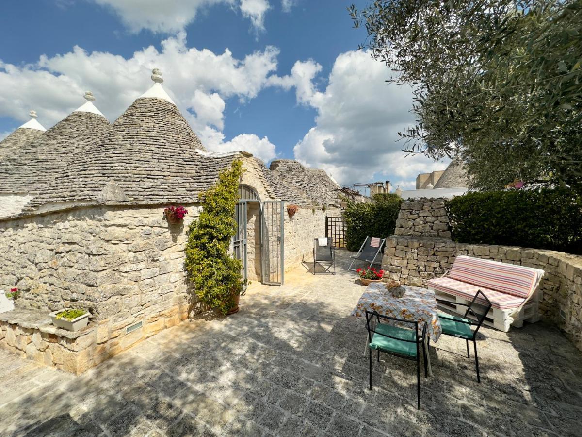アルベロベッロ Trulli Barsentoゲストハウス エクステリア 写真