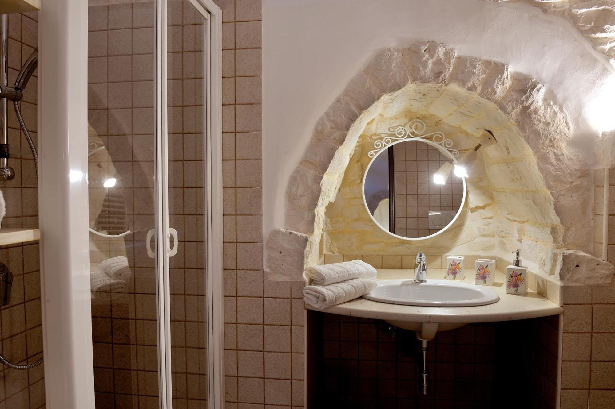 アルベロベッロ Trulli Barsentoゲストハウス 部屋 写真