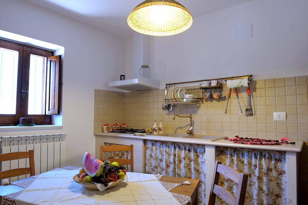アルベロベッロ Trulli Barsentoゲストハウス 部屋 写真